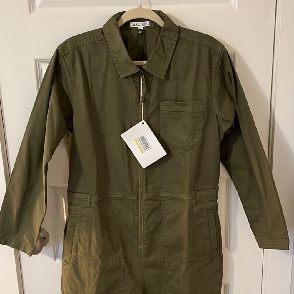 PRICE DROP!!!! Alex Mill olive green jumpsuit NWT, smoke and animal free home.
